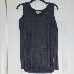 Cold shoulder sweater/top by one world